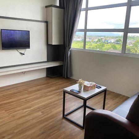 Ca Homestay Кучінг Екстер'єр фото