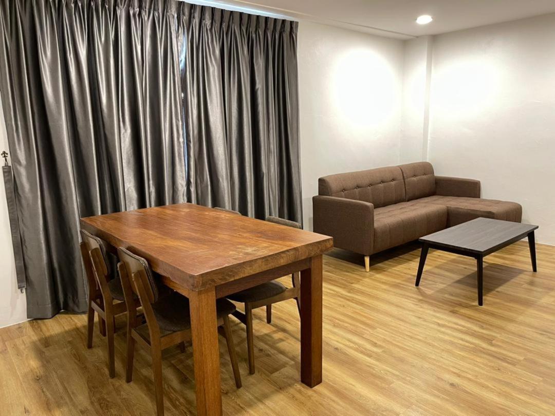 Ca Homestay Кучінг Екстер'єр фото
